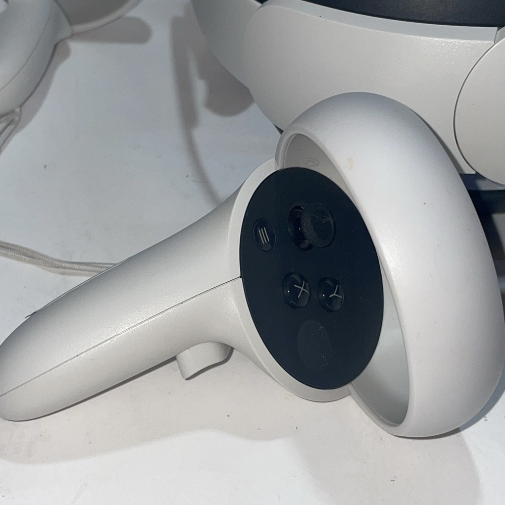 Oculus Quest 2 128GB Standalone VR Headset W/ Controllers Tested Works