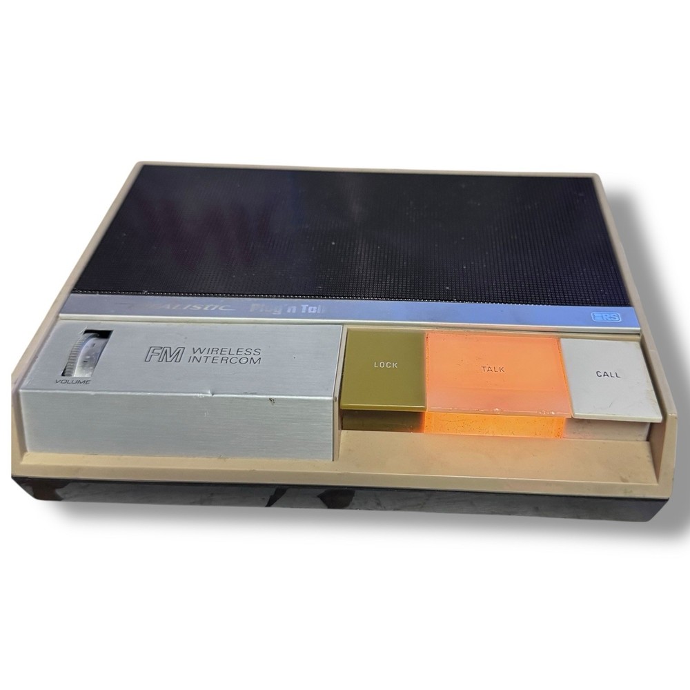 VTG Realistic Plug' n Talk FM Wireless Intercom Model 43-212B