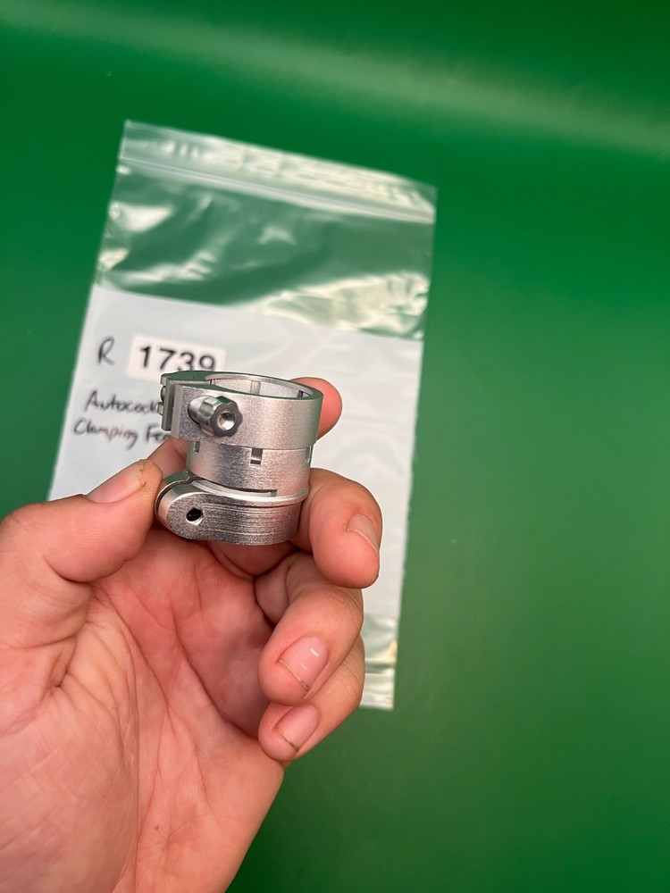 Autococker Clamping Feedneck