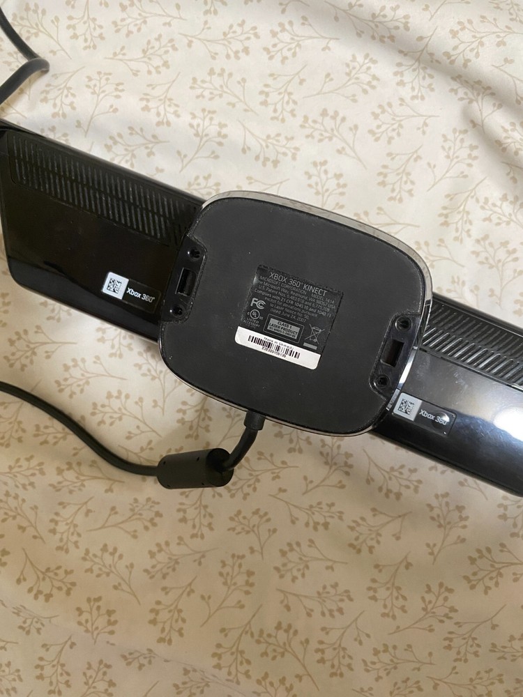 Microsoft 1414 Xbox 360 Kinect Sensor Bar Only Black