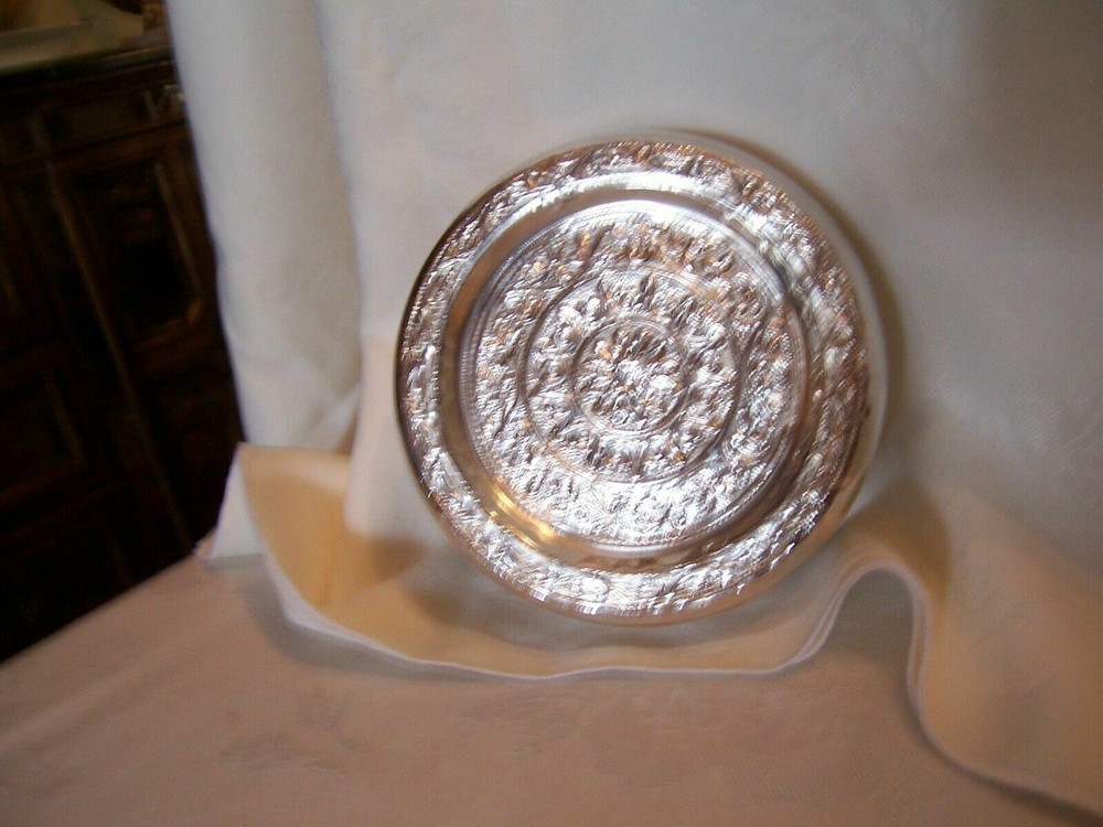 ELEGANT VINTAGE EAST INDIAN SOLID SILVER COVERED PLASTIC BOX W/ COMPARTMENTS