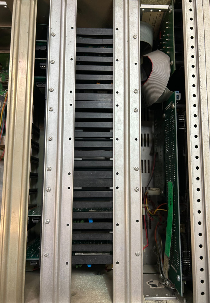 FBII CP-220 FB Digital Receiver