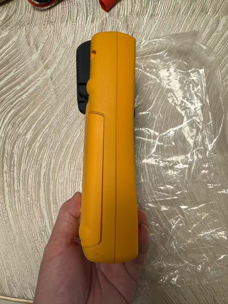 Fluke 725 Multifunction Process Calibrator CALIBRATED