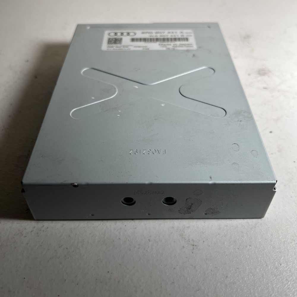 2014-2017 AUDI SQ5 8R - REAR VIEW / Reverse Camera Control Module 8R0907441A