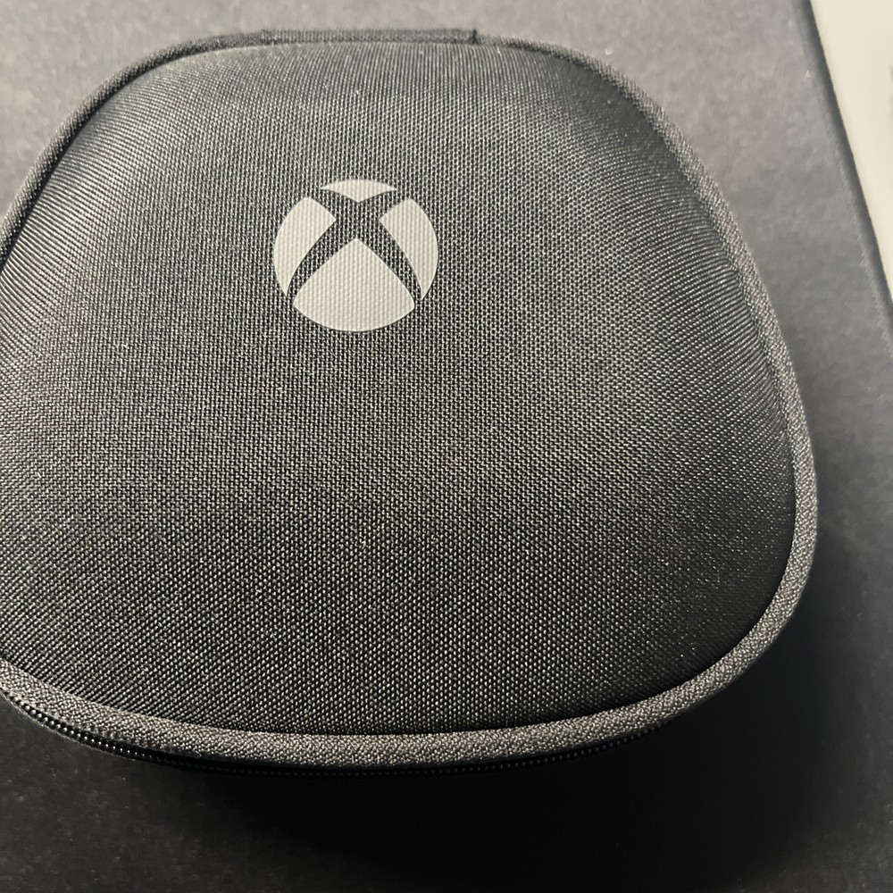 Genuine OEM Microsoft Xbox Elite Series 2 Controller Carry Case + Charging Dock