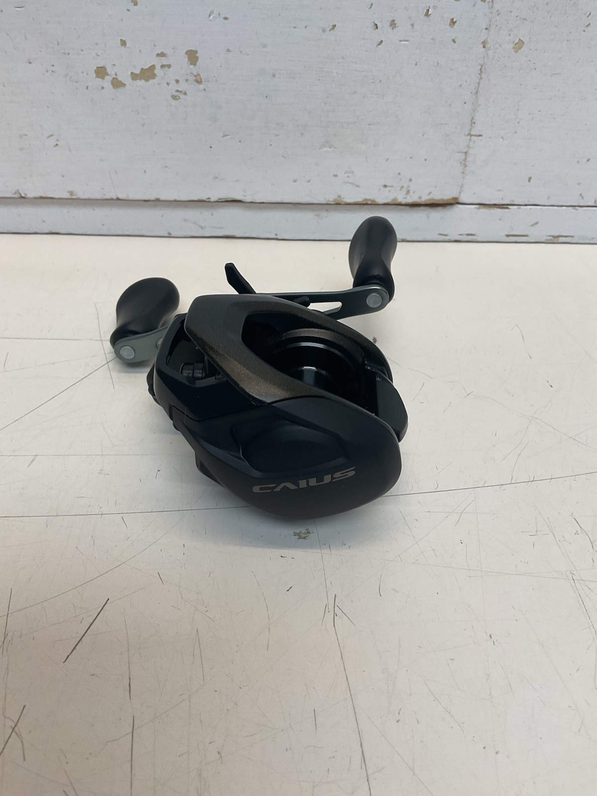 SHIMANO "CAIUS-150-HG-C" BAITCASTER--7.2.1. GR--R-HAND (NO-BOX)