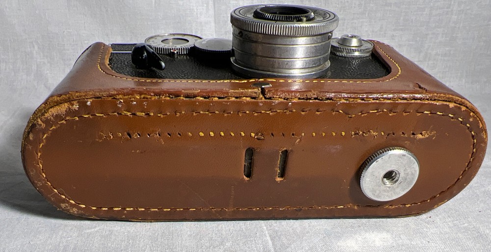 VINTAGE Argus 50mm Argus Cintar Rangefinder Camera (Not tested)
