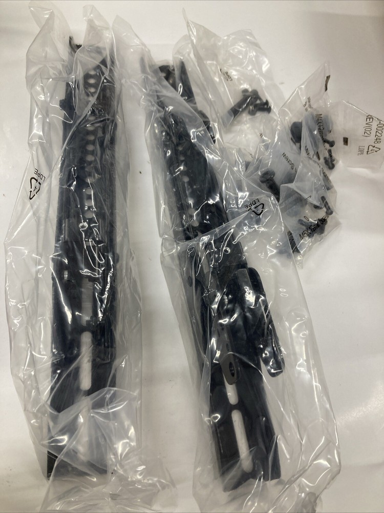 CHIEF Menu Board Interface Bracket Set 9200-002961 New in Box