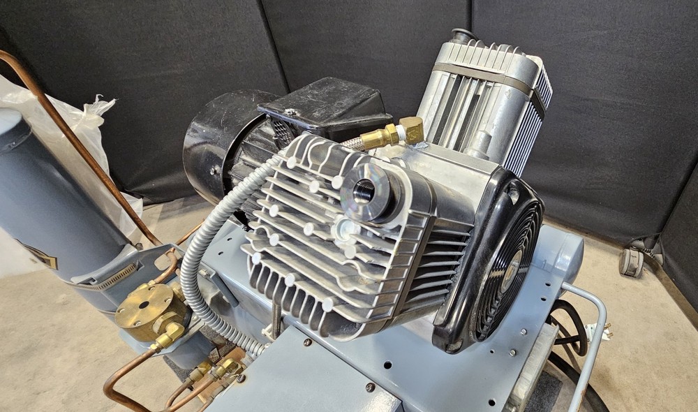 USED, AirStar 2-2 Air Techniques Compressor, Working, Technician Tested