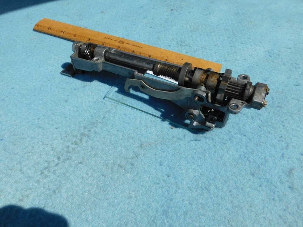 Seeburg STD1 STD2 STD3 STD4 Clutch Assembly #252603, less detent switch actuator