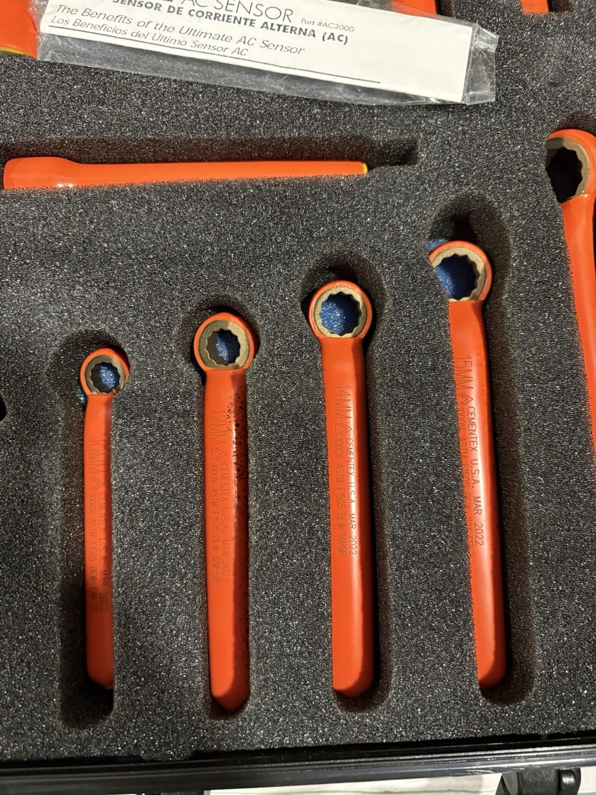 CEMENTEX DELUXE 27 PC METRIC INSULATED 1000 WATT HIGH VOLTAGE TOOL SET