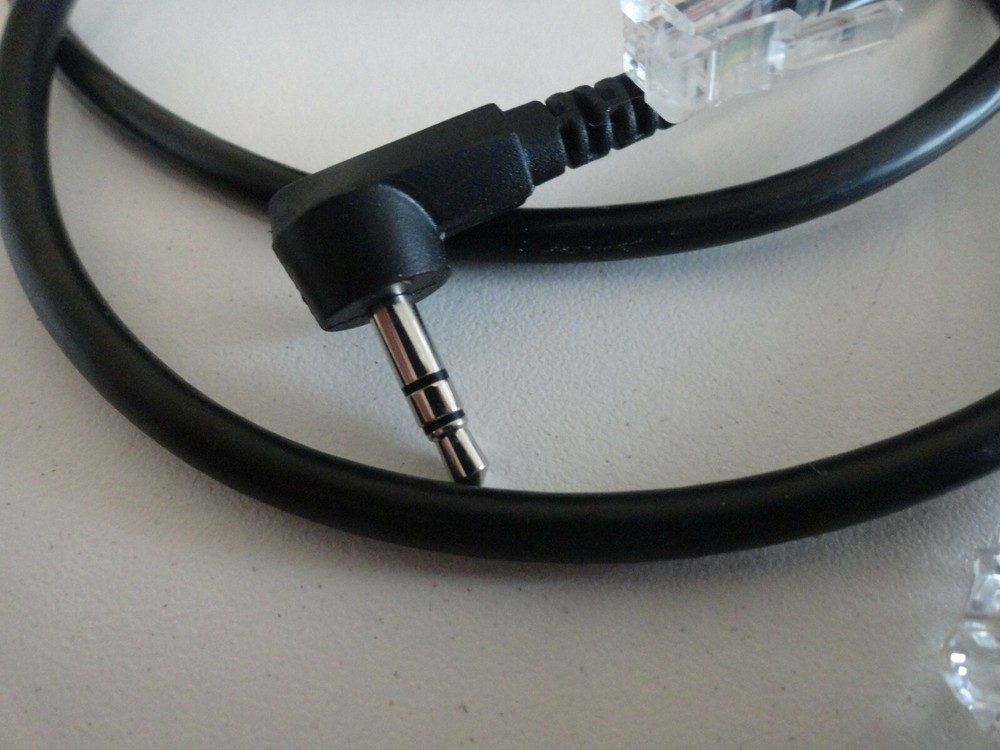ZZ8: Plantronics APV-6A Electronic Hook Switch Cable