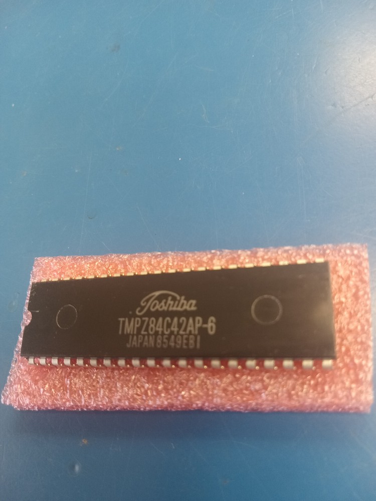 TMPZ84C42AP-6         SERIAL I/O CONTROLLER    TOSHIBA