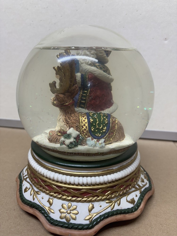 Fitz & Floyd Jolly Old Saint Nick Musical Waterglobe