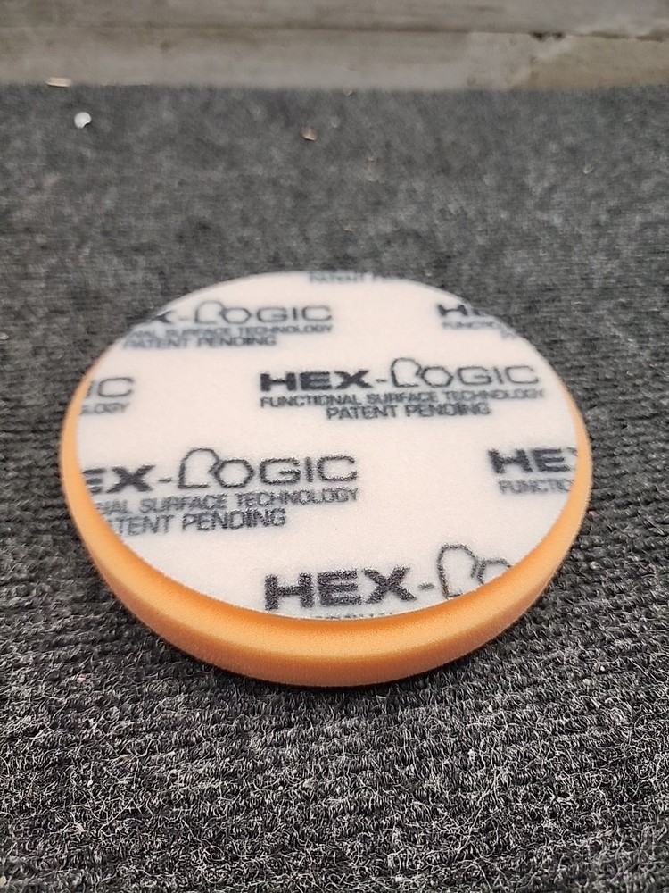 BUFX_102HEX5 Hex-Logic Medium-Heavy 5.5 Inch Pad (1 Pack) Medium Cutting