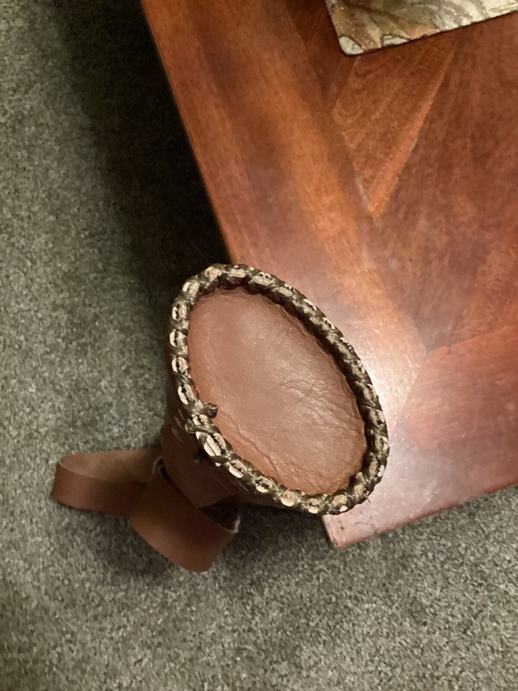 CUSTOM HANDMADE TRADITIONAL ARCHERY BACK QUIVER