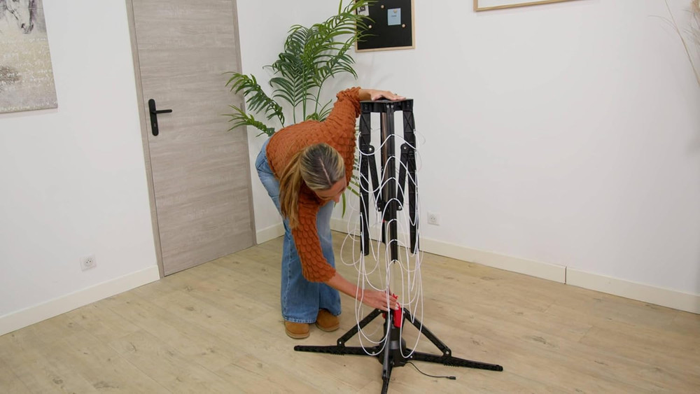 Electric Rotating Cloth Dryer – Foldable, 2-Hour Timer, 20Kg Capacity