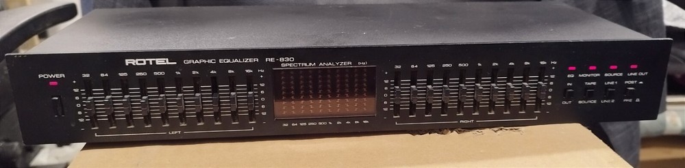 ROTEL EQUALIZER RE 830 SPECTRUM ANALYZER VINTAGE TESTED