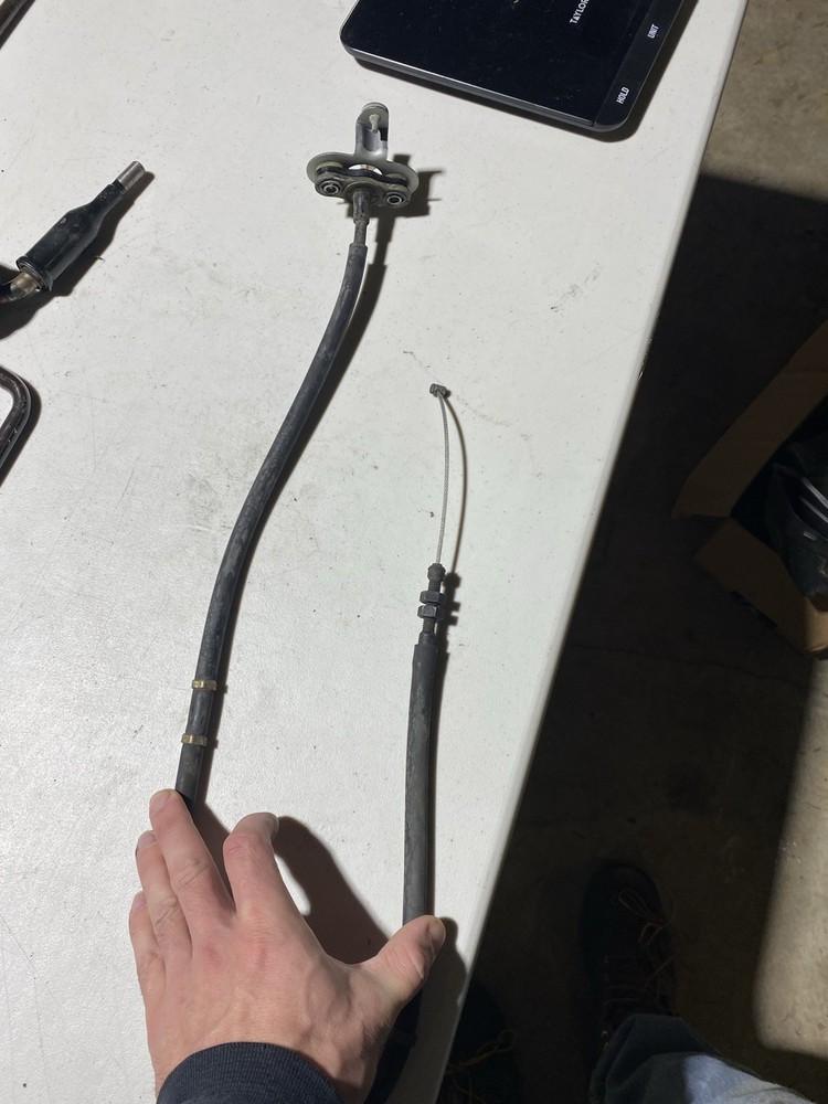 1996-2002 Toyota 4Runner Throttle/Accelerator Cable
