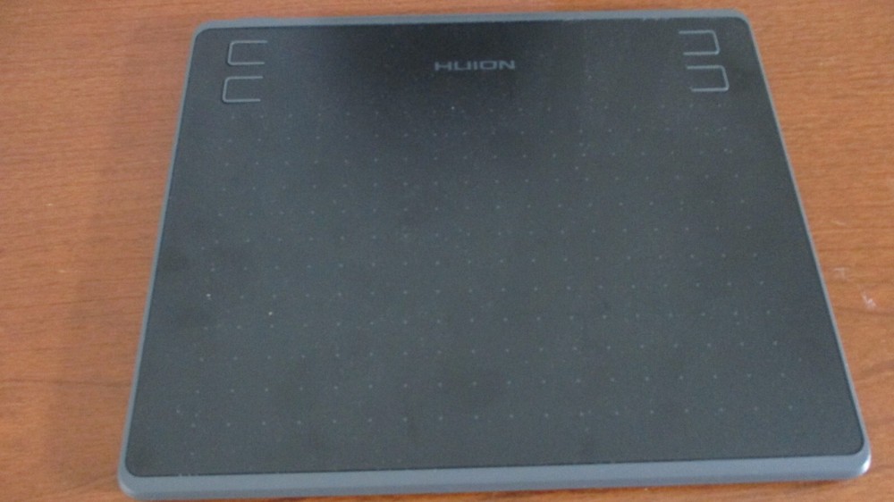 HUION Black CREATIVE PEN TABLET HS64 ~NEW OPEN BOX (tk)