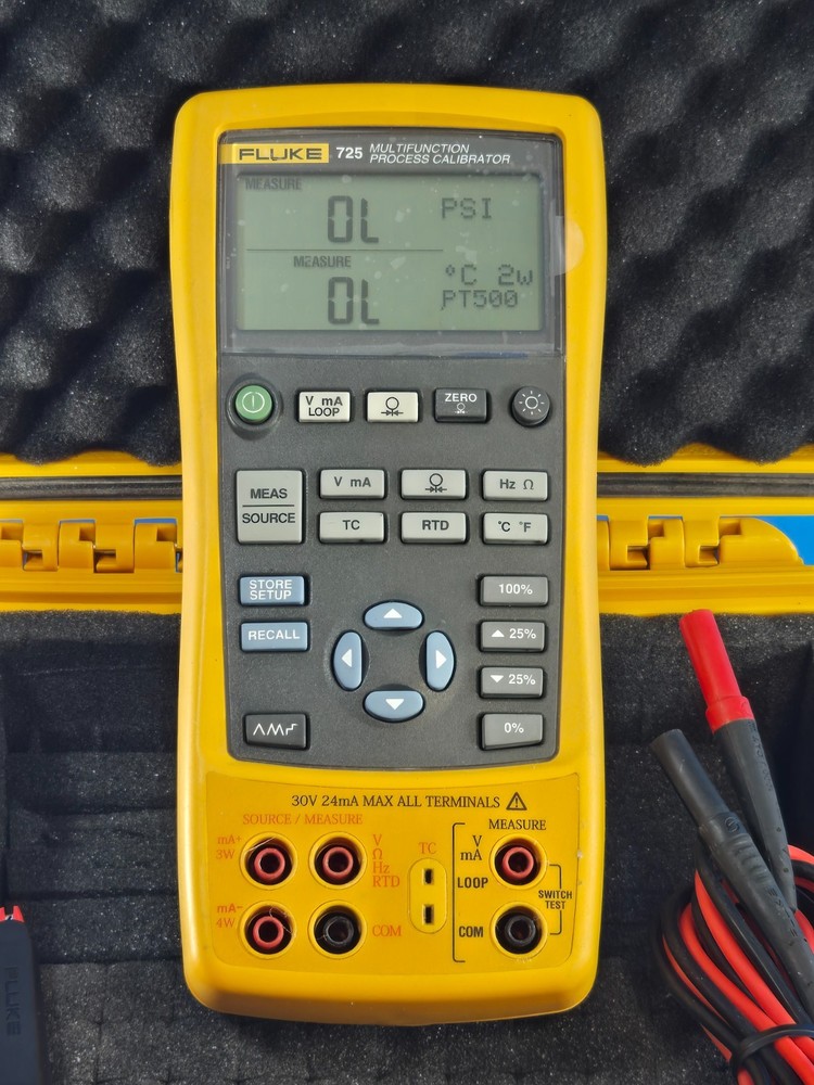 Fluke 725 Multifunction Process Calibrator Meter Multimeter with Accessories