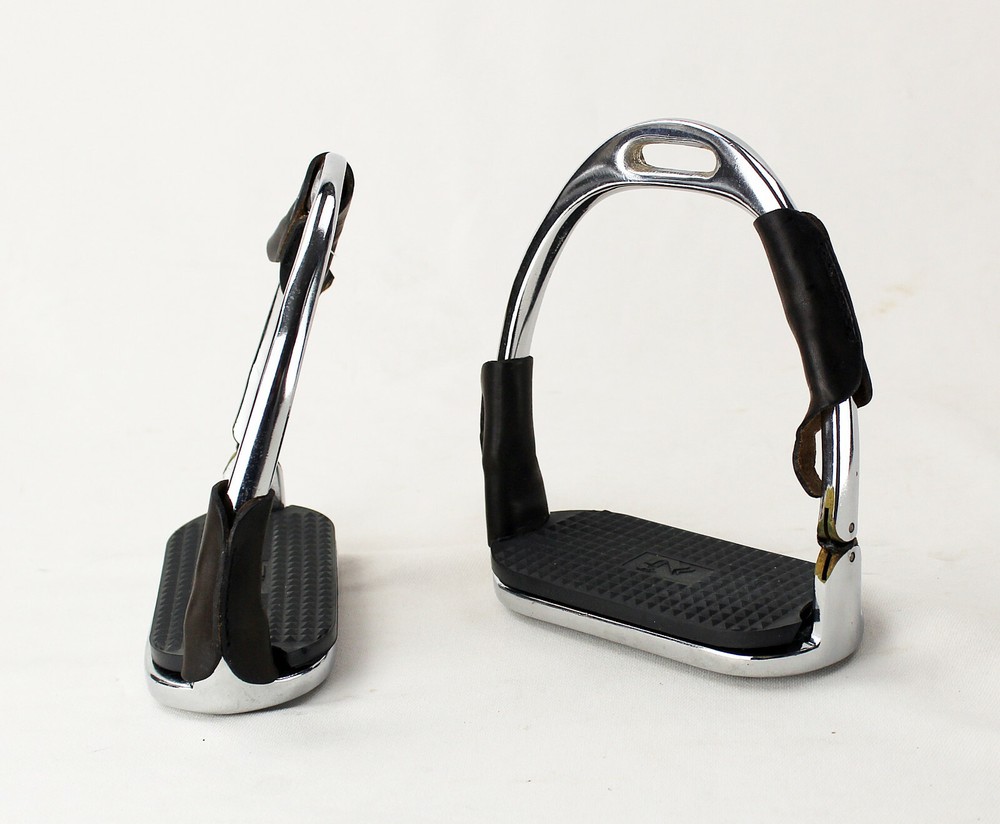 Flexi Stainless Steel Hinged Stirrups