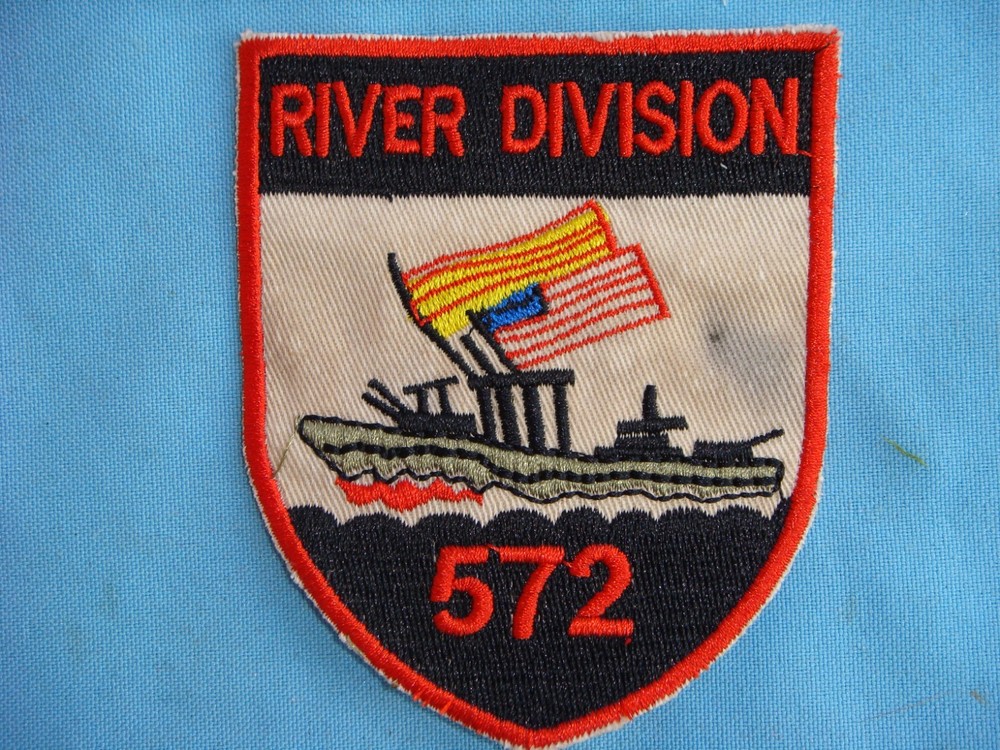 VIETNAM WAR PATCH, US NAVY RIVER DIVISION 572