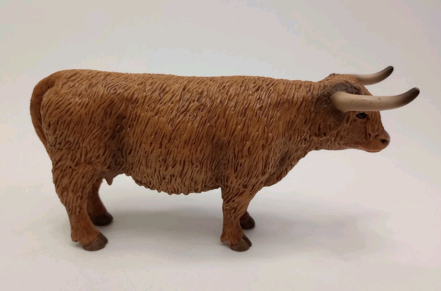 Lot of 5 Schleich Bull/Cow Figurines Germany made in China 1/20th Scale