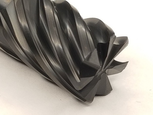 1/2" 7 Flute Variable Index High Performance Carbide End Mill .030 Radius