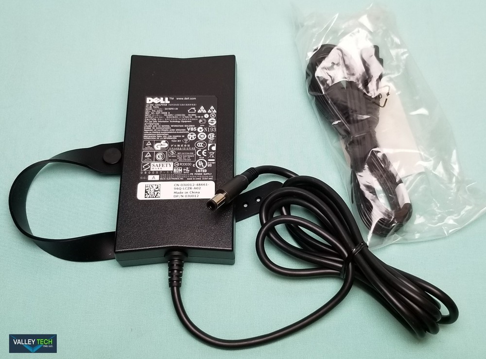 DELL Docking Replicator Station PRO2X 0YP021 New Open box
