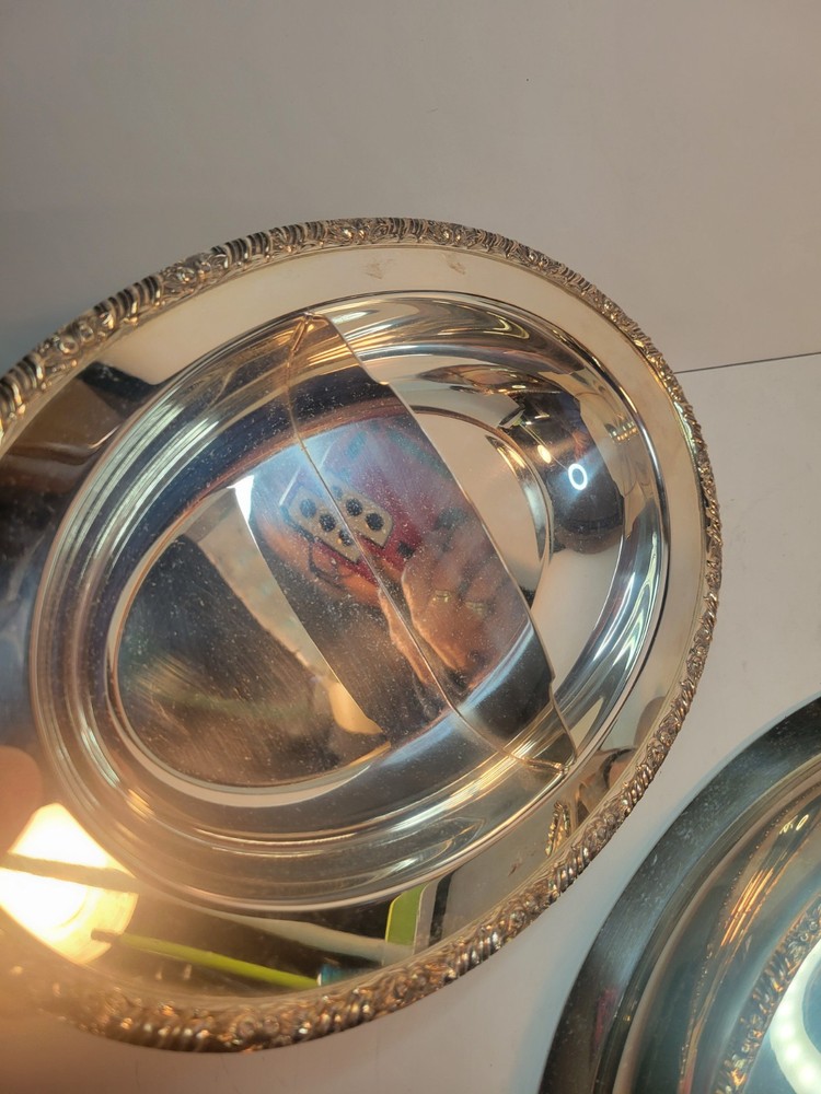 Silver Plate Henley Community Oval Divided Covered Dish