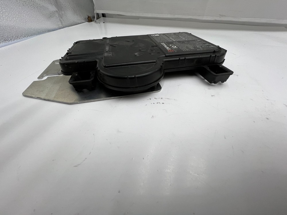 Enphase IQ7 Grid Support Interactive Microinverter 16-48V DC * BROKEN*