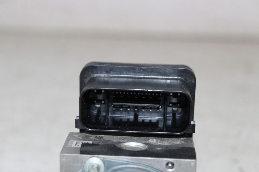 19 KAWASAKI NINJA 1000 ABS PUMP UNIT MODULE