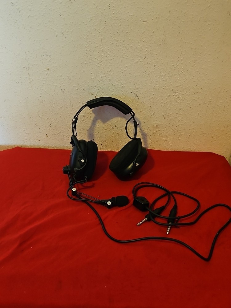 Flightcom Aviation Headset Black Model Unknown