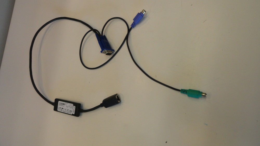 ZZ7:  DELL 0RF511 KVM SYSTEM INTERFACE POD CABLE
