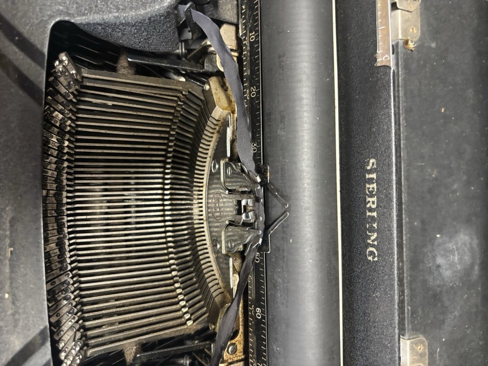 Smith-Corona Sterling Typewriter - Black