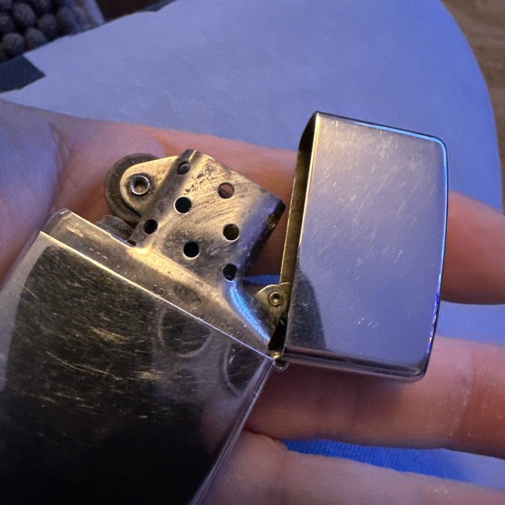 Zippo Lighter Bud Budweiser 2001 USA