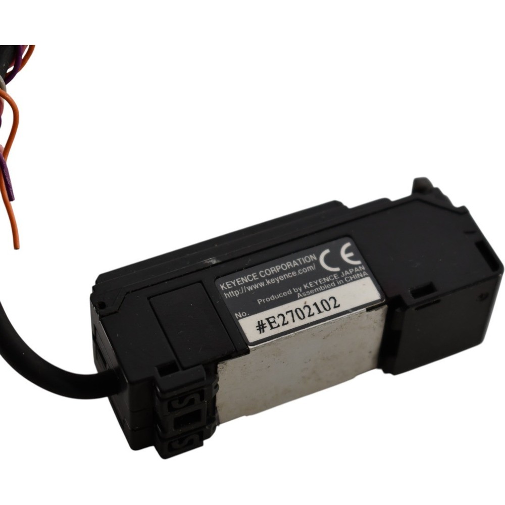 Keyence CZ-V21A RGB Digital Sensor Amplifier Unit NPN Unit