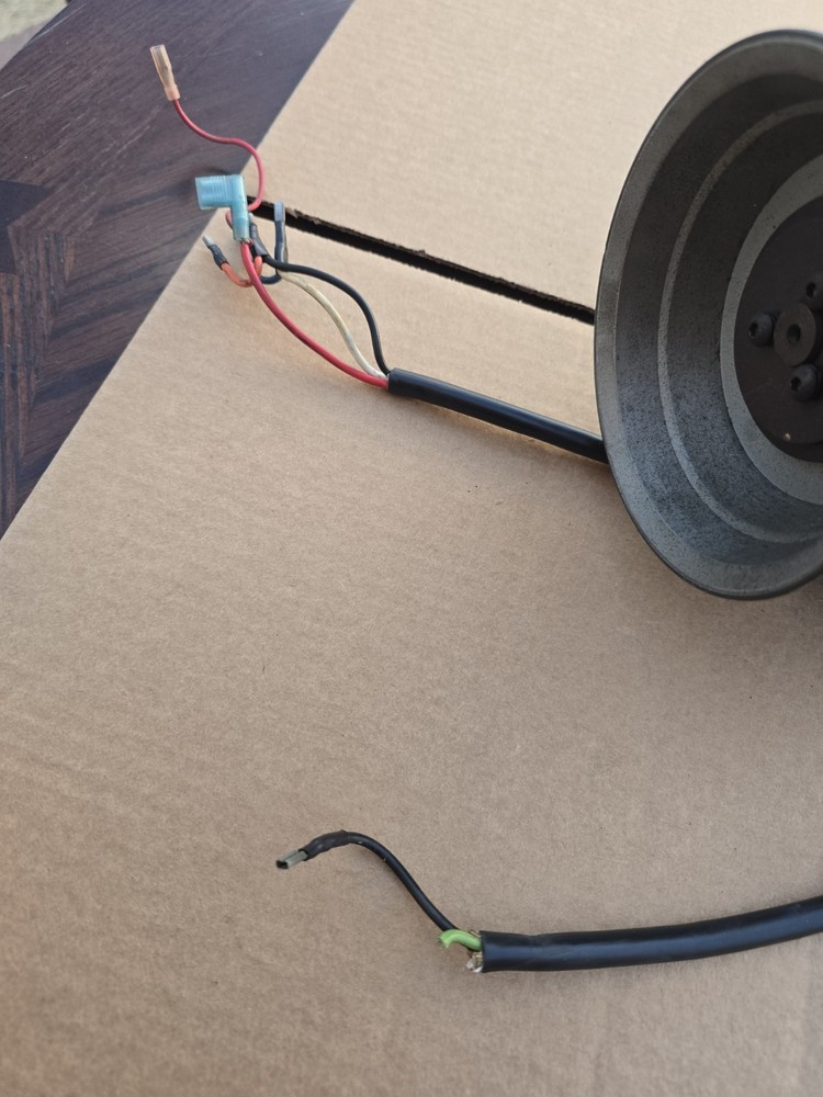 DAREX E-90 PRECISION ENDMILL SHARPENER MOTOR SETUP