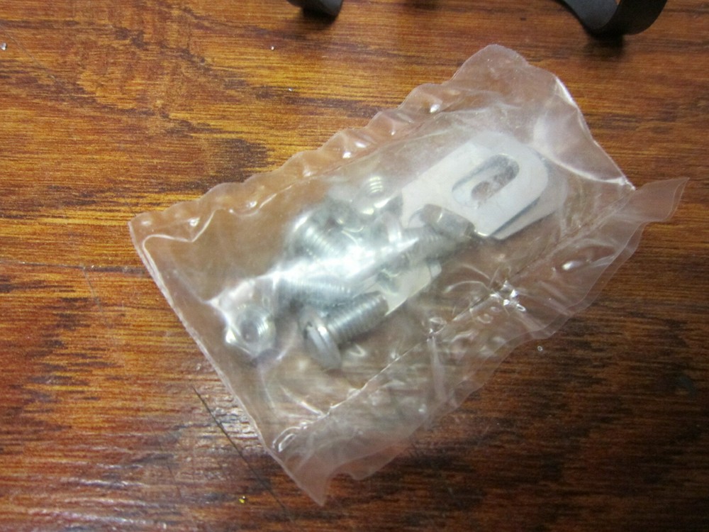 NOS ALE TOE CLIPS - MATTE BLACK ANODIZED ALLOY - MEDIUM - 97 L.D.