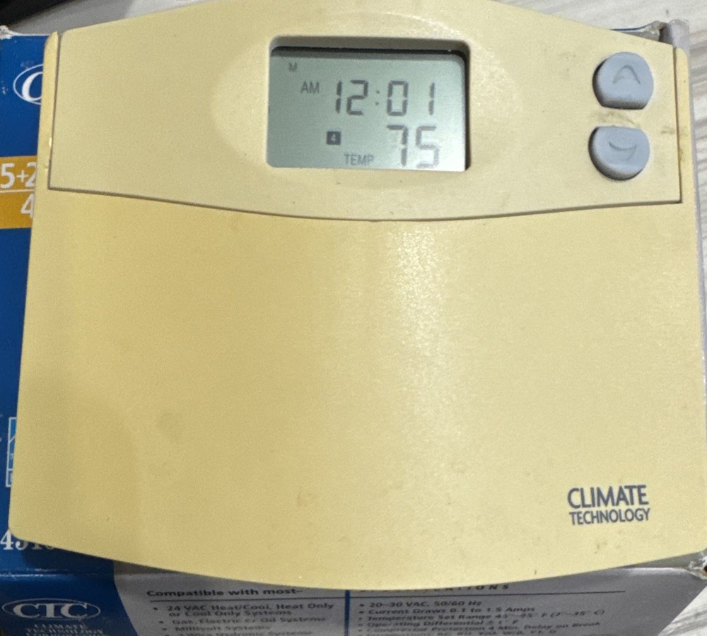 CTC THERMOSTAT 43154A PROGRAMMABLE SINGLE STAGE