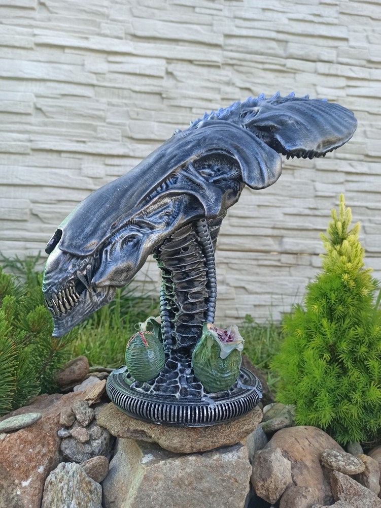 Alien / Xenomorph Queen head trophy / bust AvP, custom made