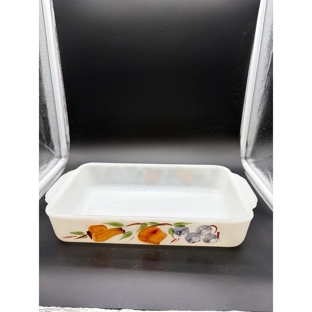 Vintage Anchor Hocking Fire King Fruit Baking Dish
