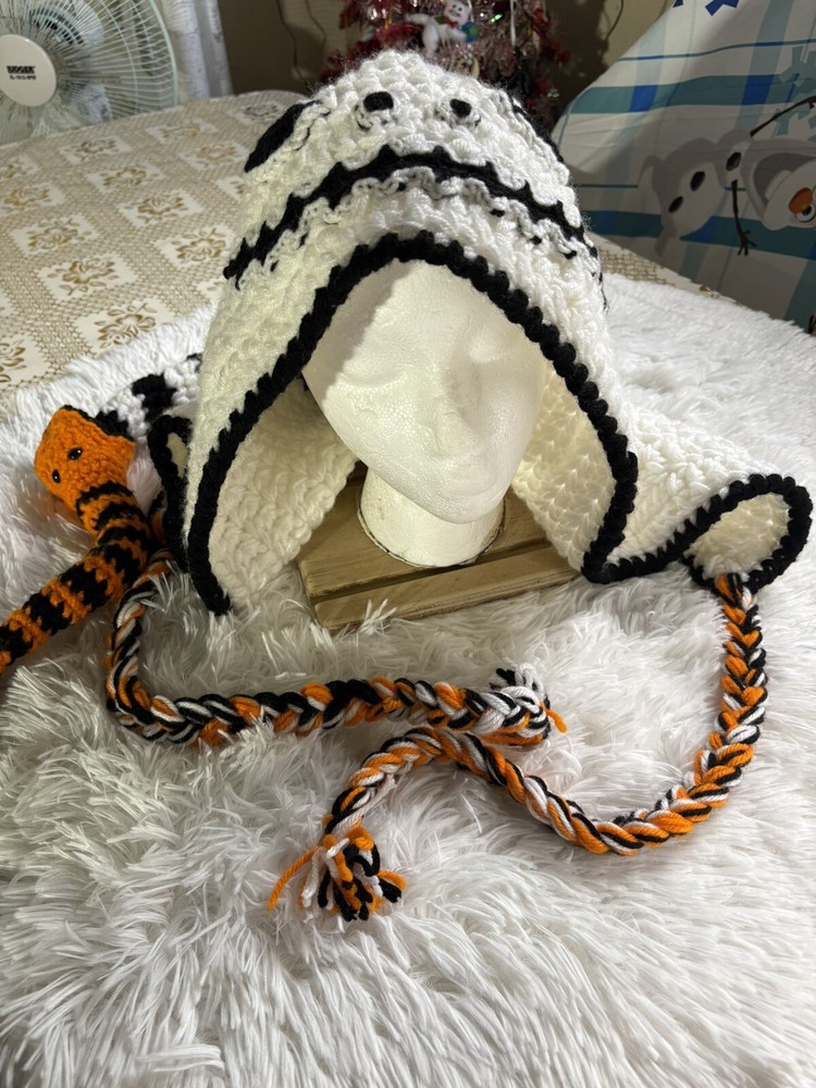 Bone daddy crochet hood