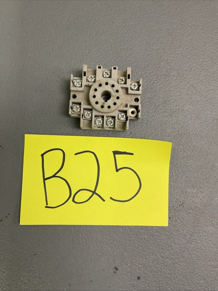 DAYTON RELAY SOCKET 6X156F - ECS