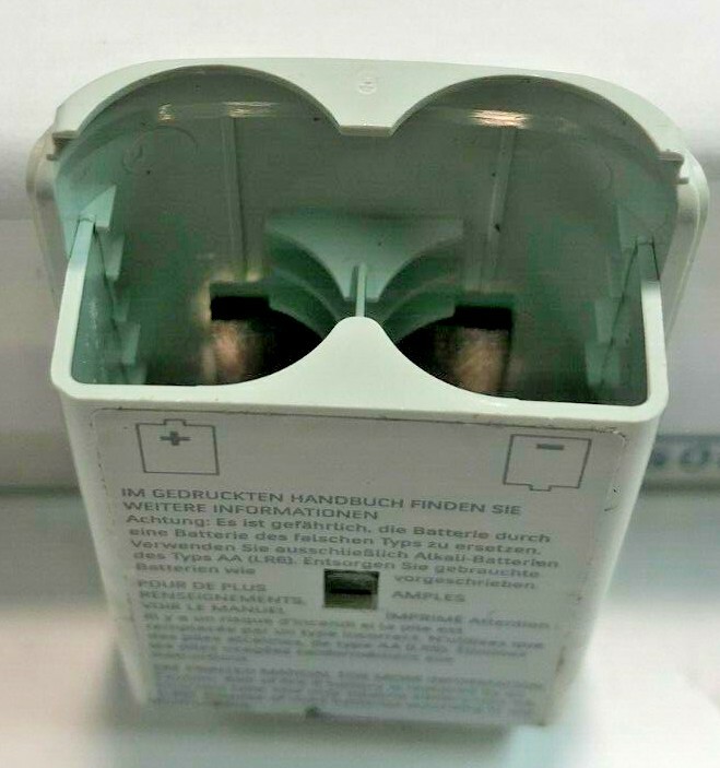 Microsoft Xbox 360 Wireless Controller AA Battery Pack Shell White