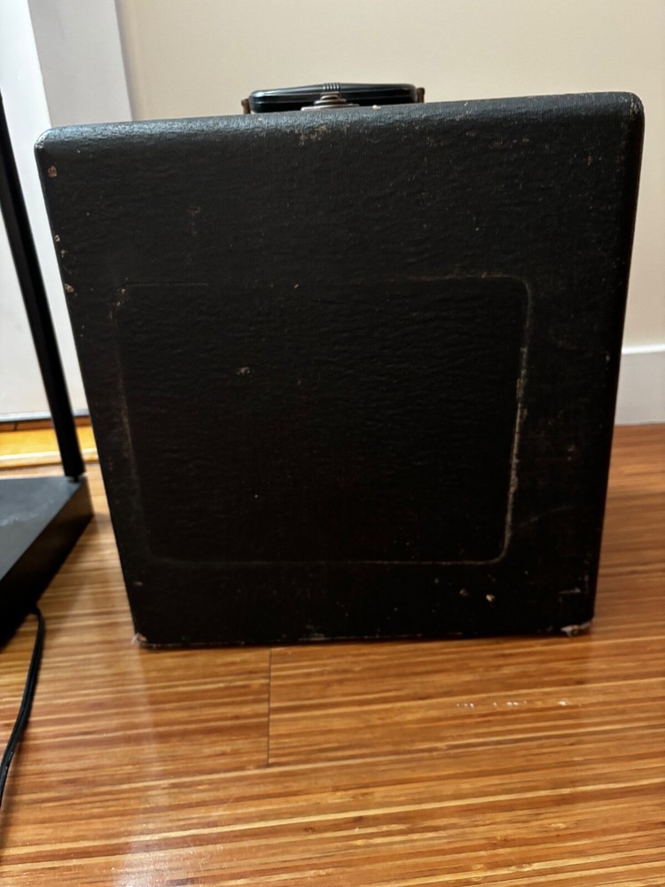 antique electric shock therapy machine