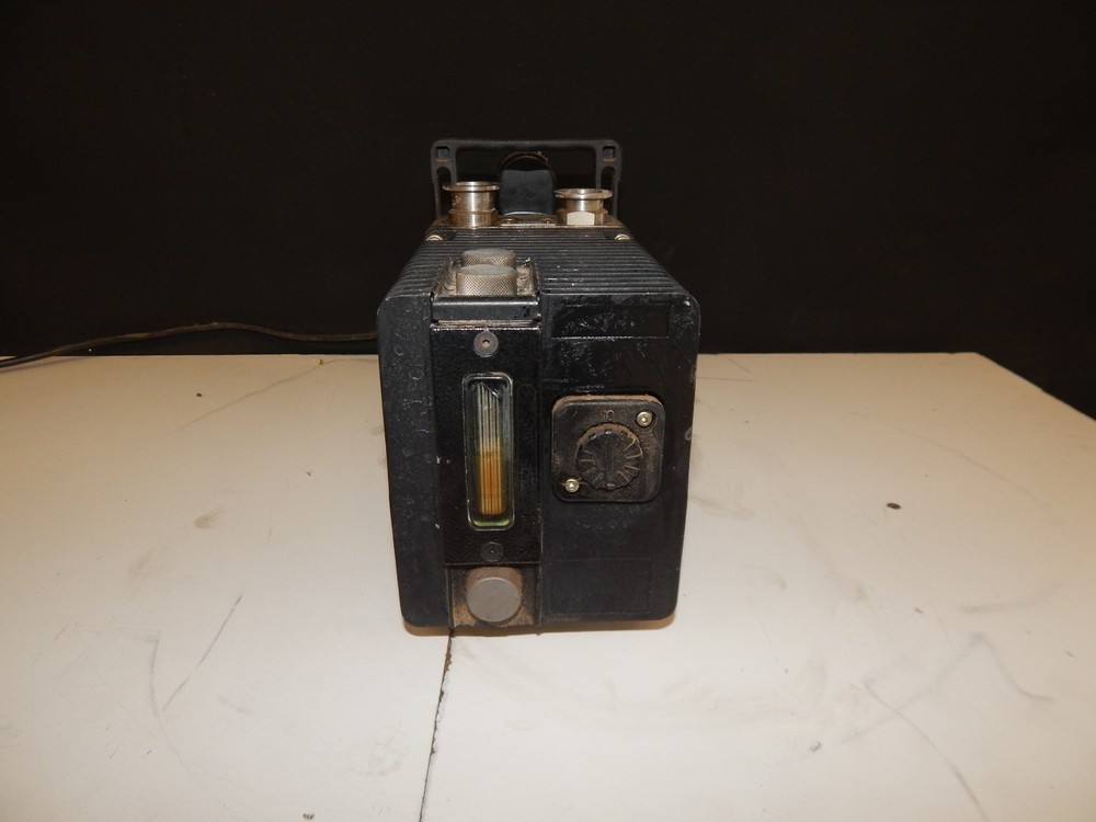 PRECISION SCIENTIFIC MODEL 2612 VACUUM PUMP (TJD23)