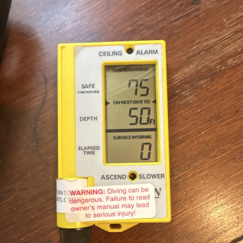 ORCA Marathon Dive Computer with Manuals, Accessories, and Lithium Battery