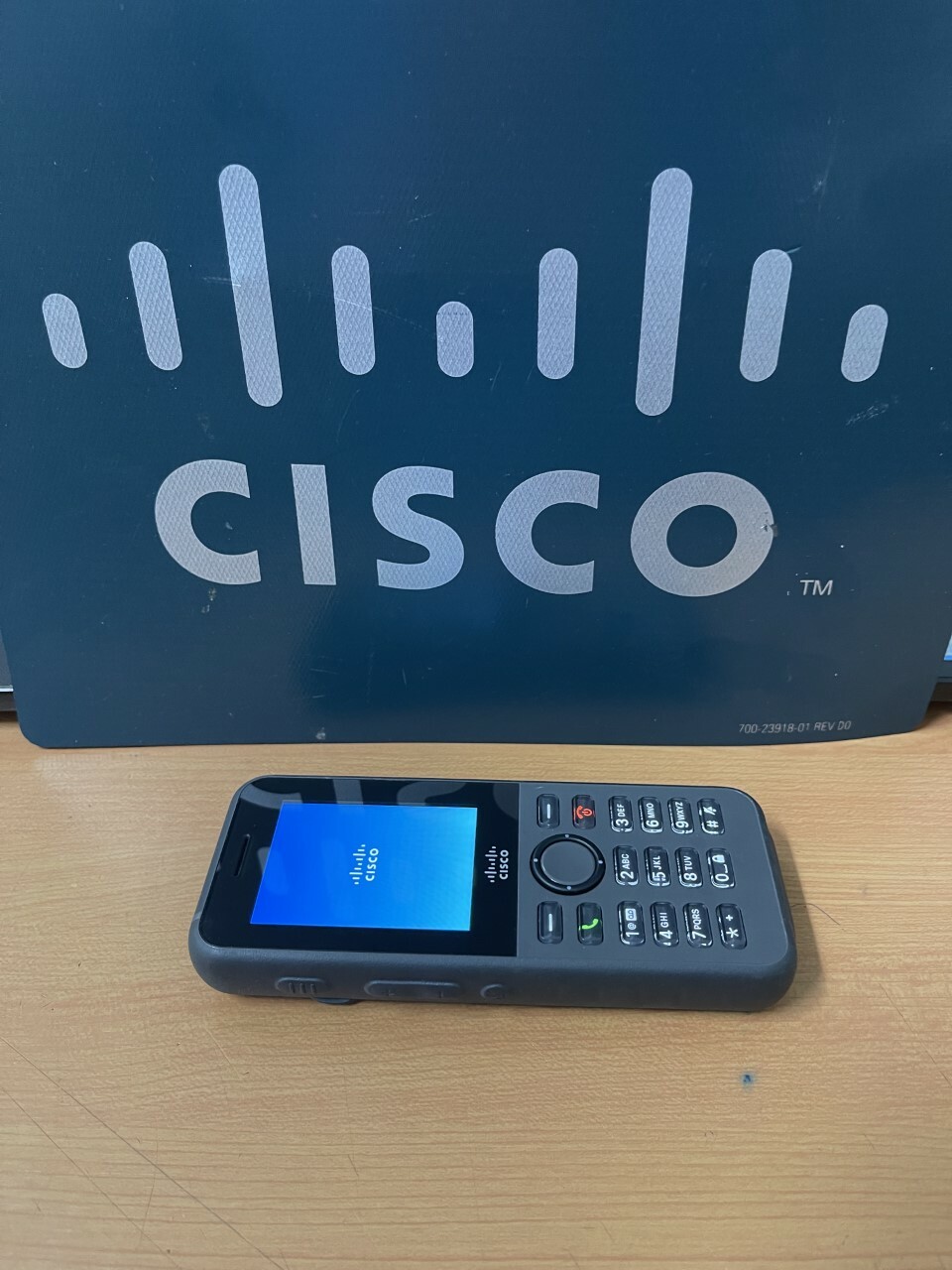 Cisco CP-8821-K9 Wireless IP VoIP Phone WITH BATTERY